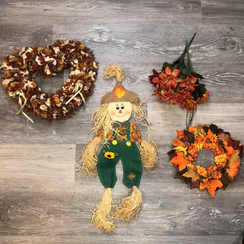 Fall‎ Decorations🍁🍂🍃 - Picture 7 of 12